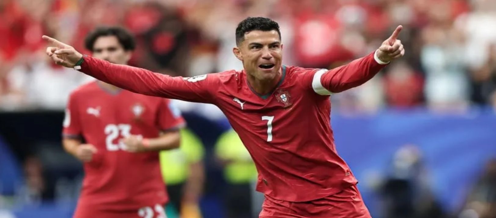 Imagen de la noticia: Apareció Cristiano Ronaldo en el Mundial y Portugal goleó 5-0 a Uzbekistán