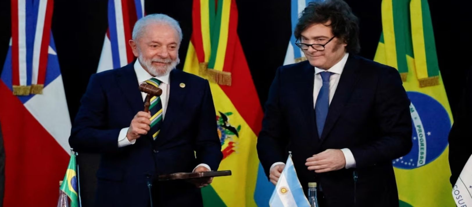 Imagen de la noticia: Brasil citó a la máxima diplomática argentina por la salida de Flávio Bolsonaro