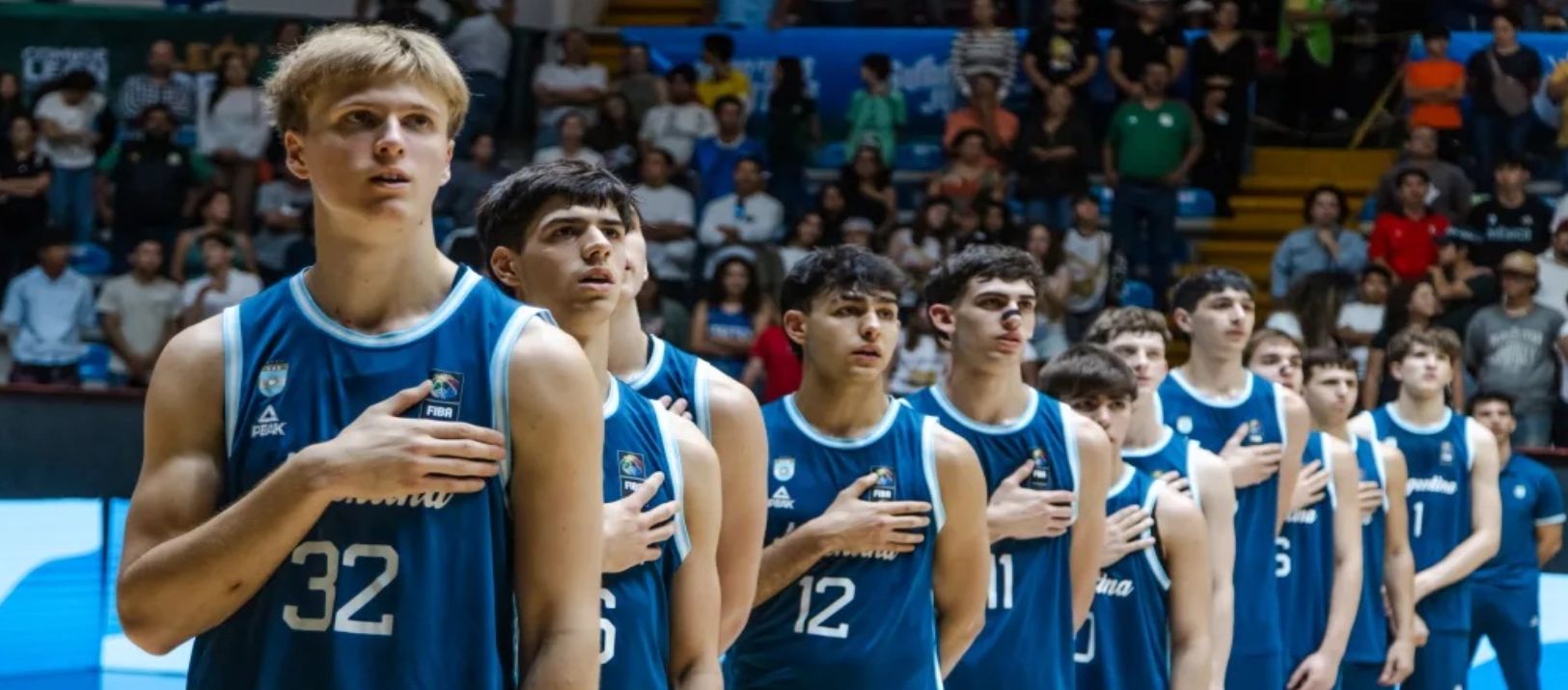 Imagen de la noticia: Sin minutos de Groppa, Argentina le ganó a México y fue segundo en su zona