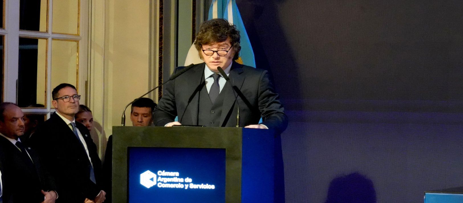 Imagen de la noticia: Milei: "Hace 27 meses seguidos que la economía crece"