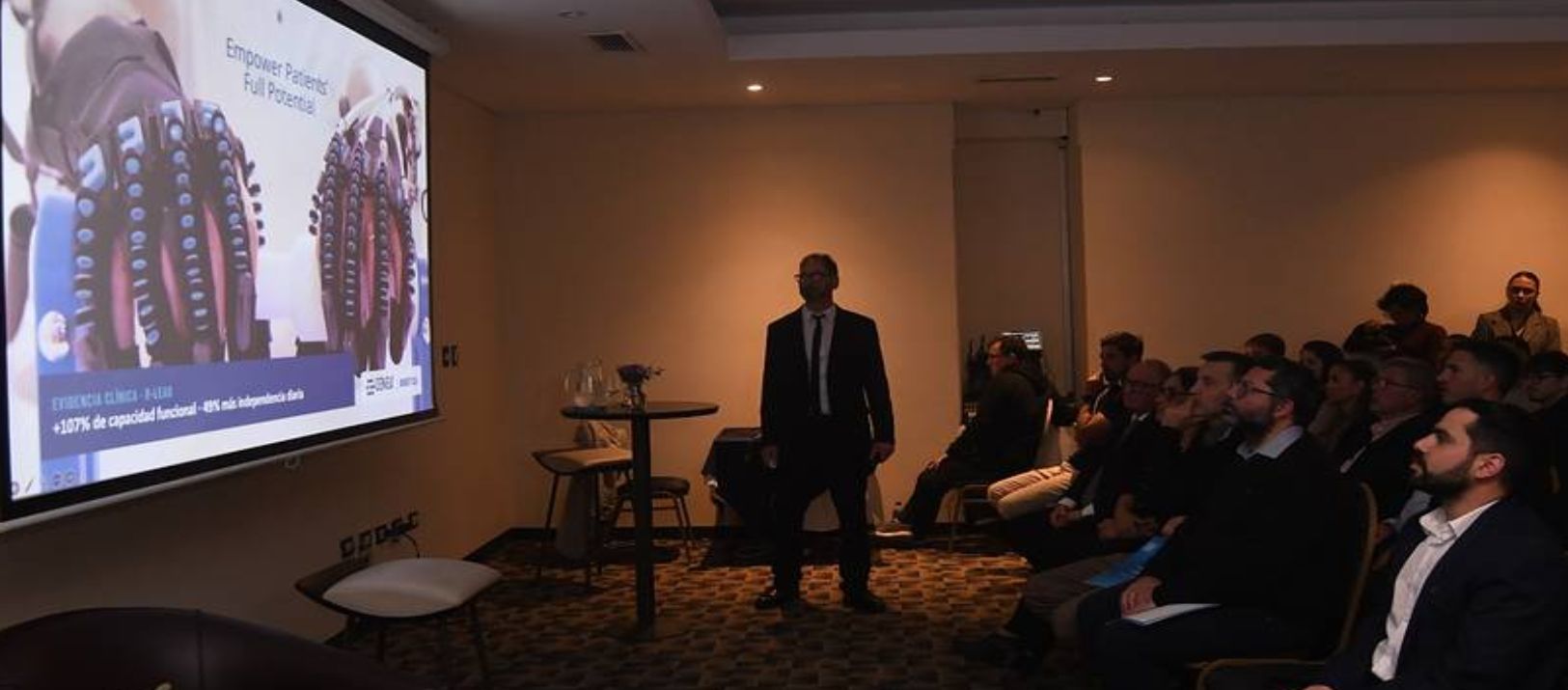 Imagen de la noticia: Bahía Blanca suma equipamiento robótico de neurorrehabilitación único en el país