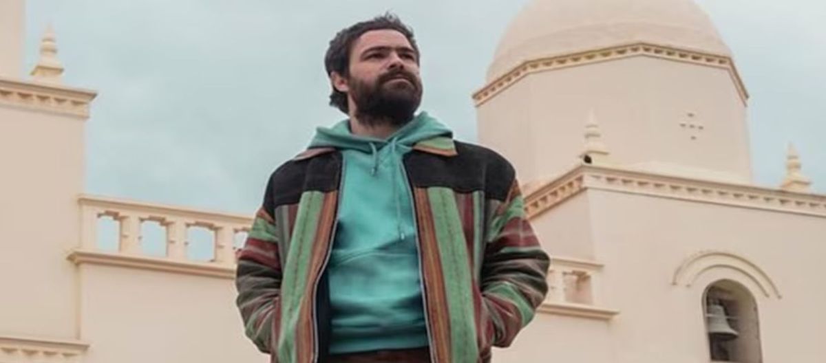 Imagen de la noticia: Cómo fue la detención de Peter Lanzani por vandalizar un edificio en Ushuaia