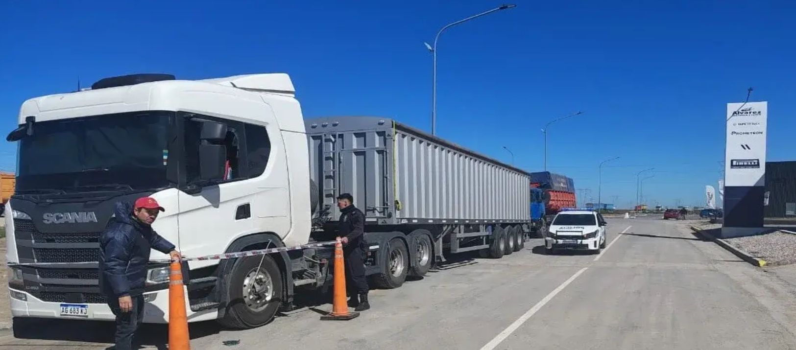 Imagen de la noticia: Hallaron muerto a un camionero de 26 años dentro de su vehículo