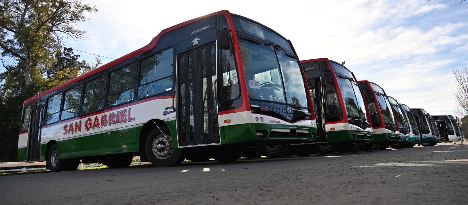 Las empresas de colectivos reducen las frecuencias y no habrá servicio ...