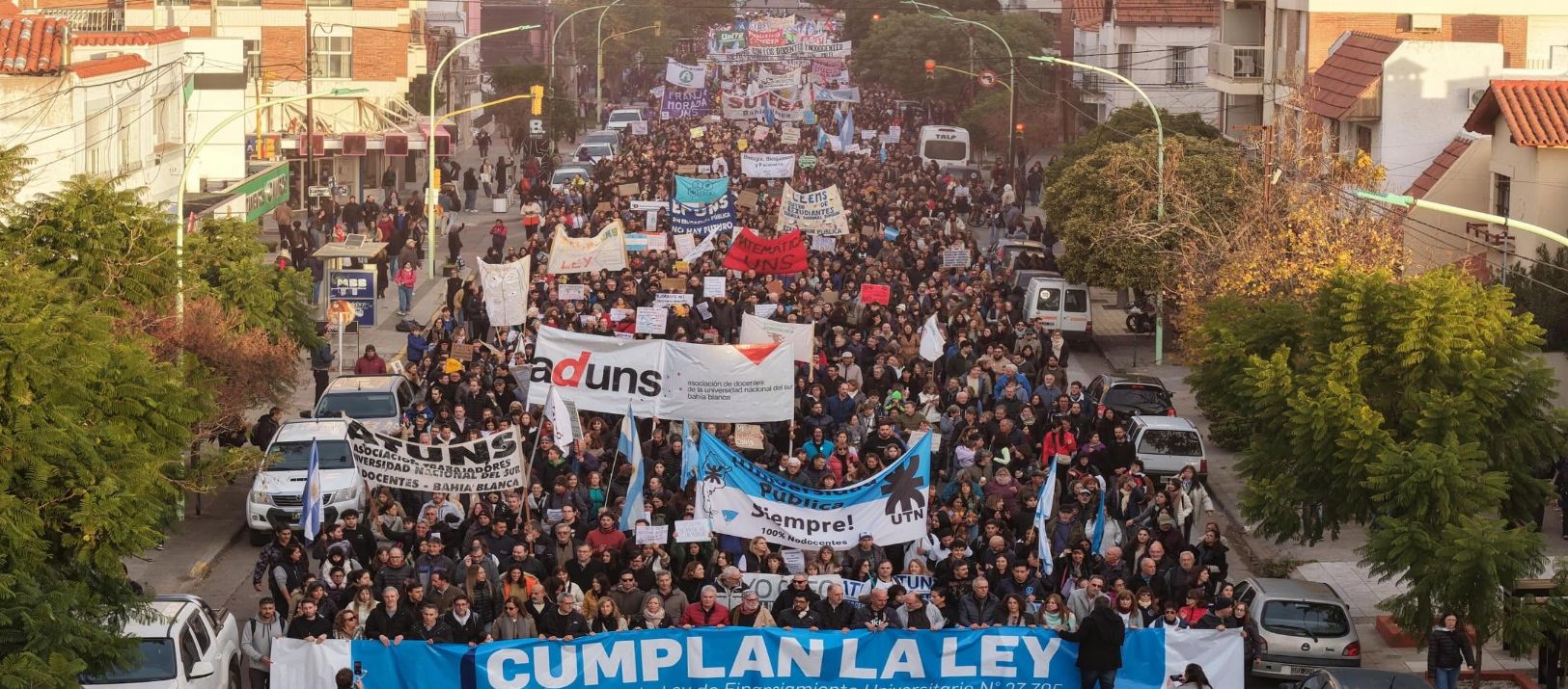 Imagen de la noticia: ADUNS presentará un amparo colectivo para reclamar el pago de salarios adeudados
