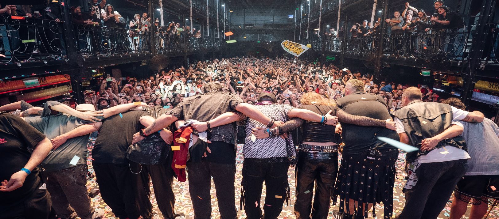 Imagen de la noticia: Los Caligaris presentó su nuevo disco con entradas agotadas