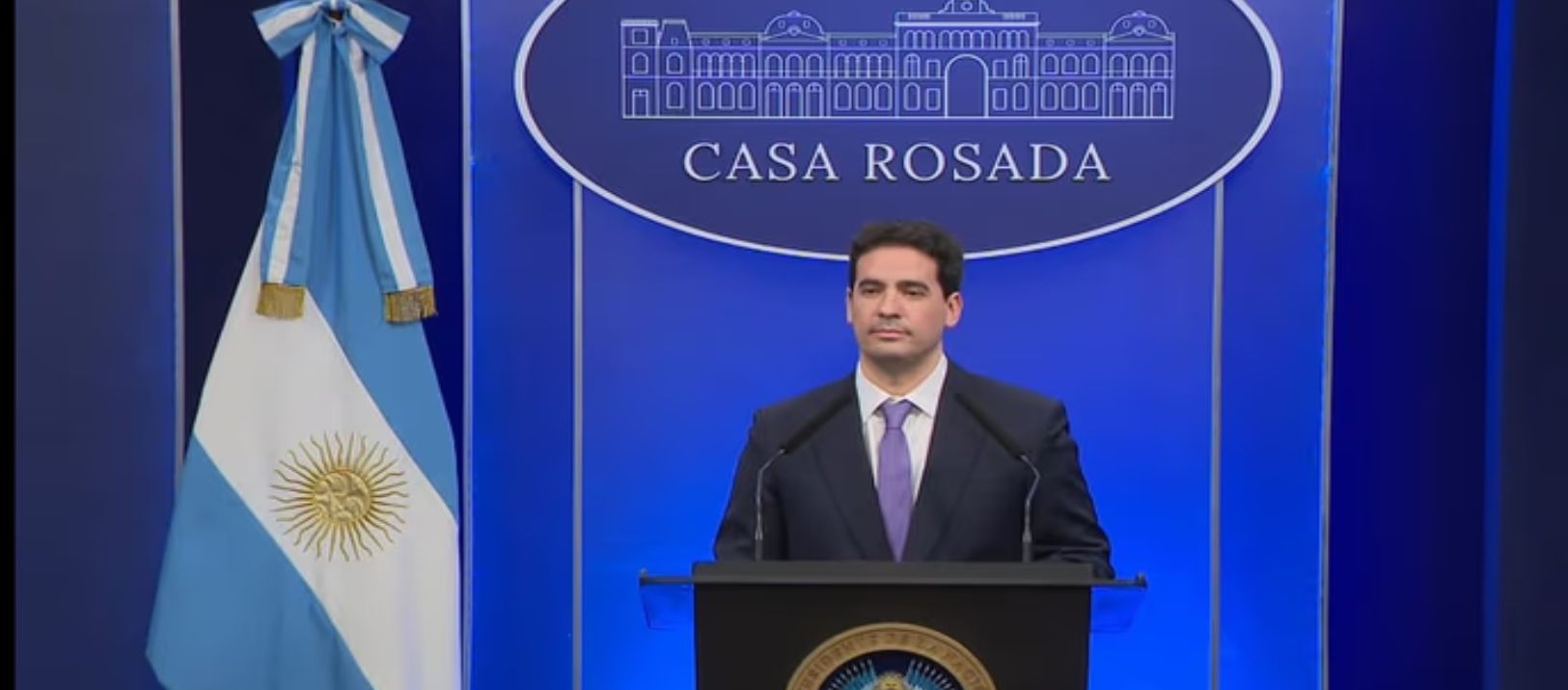 Imagen de la noticia: Qué dijo el nuevo vocero presidencial en su primera conferencia