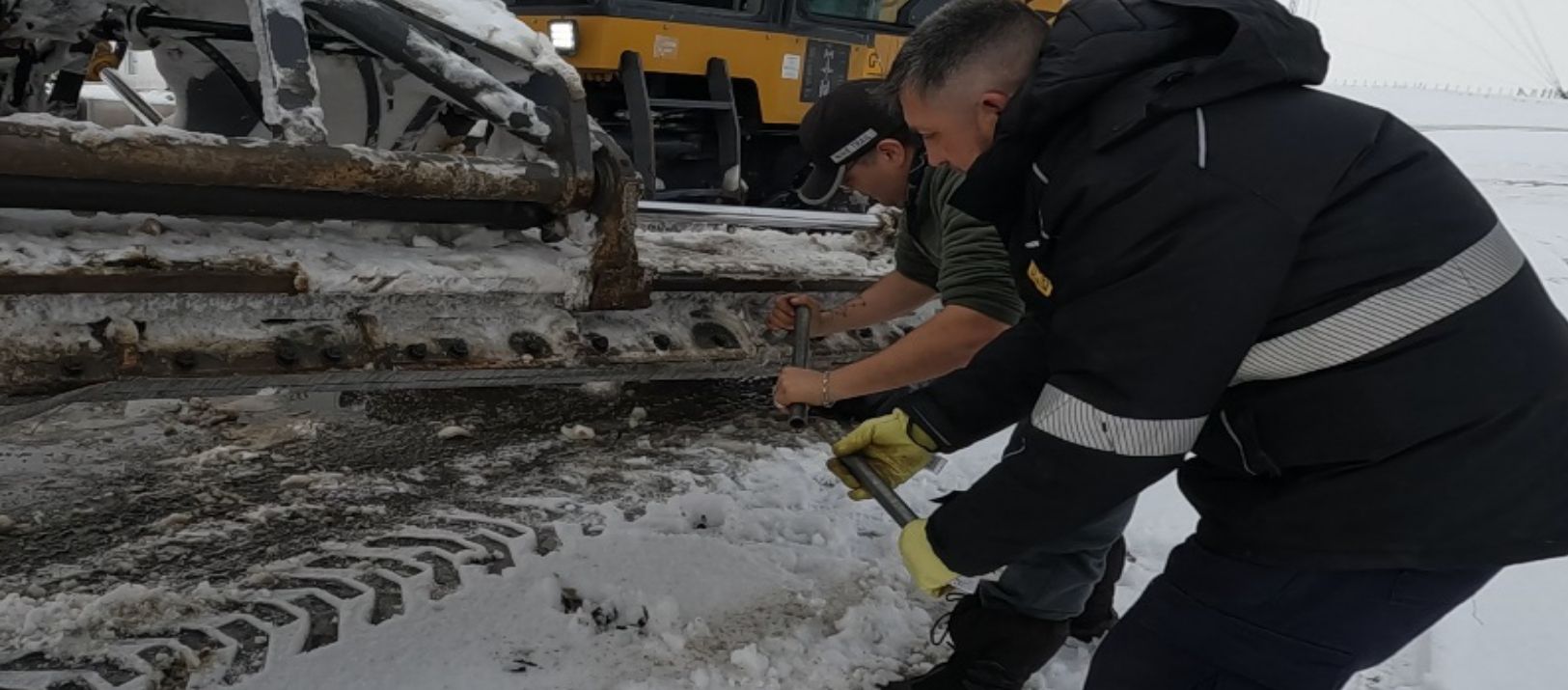 Imagen de la noticia: El temporal de nieve complica el tránsito en rutas del sur del país