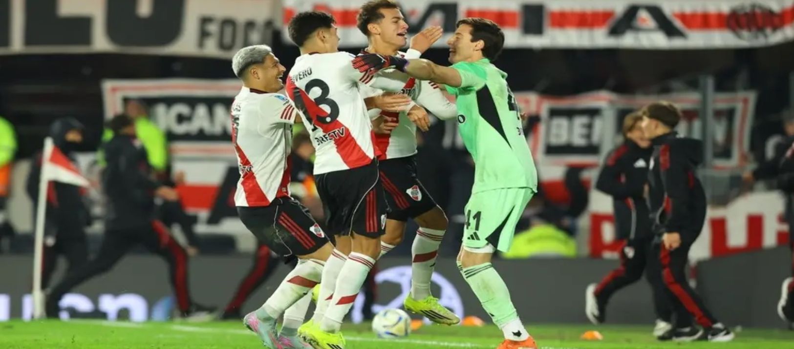 En un partido no apto para cardíacos, River venció en los penales a San ...