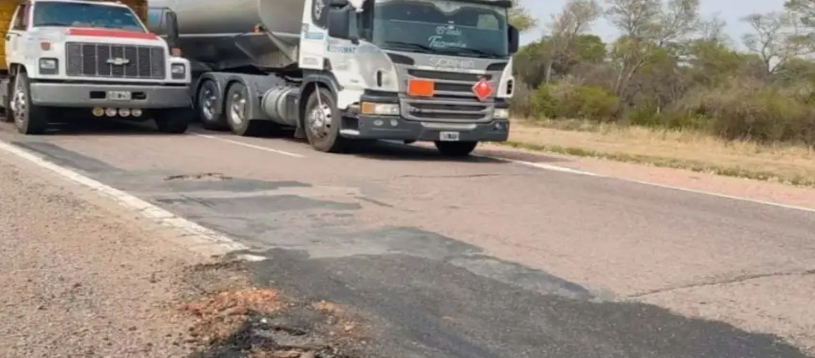Imagen de la noticia: La Pampa impulsa un peaje para camiones que viajan a Vaca Muerta