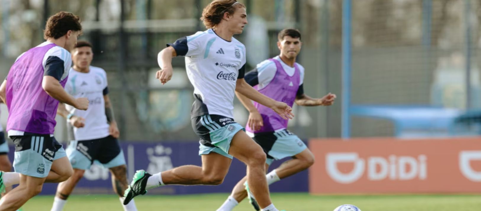 Imagen de la noticia: La Selección Argentina volvió a los entrenamientos pensando en los amistosos