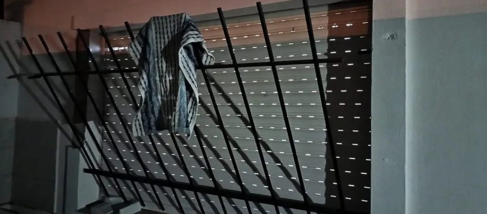 Imagen de la noticia: Punta Alta: lo arrestaron por provocar daños en la vivienda de su ex pareja