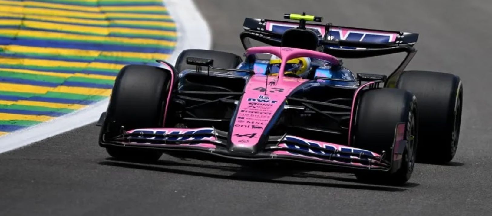 Imagen de la noticia: Tras la confirmación, Colapinto terminó 16º en la única prueba libre en Brasil