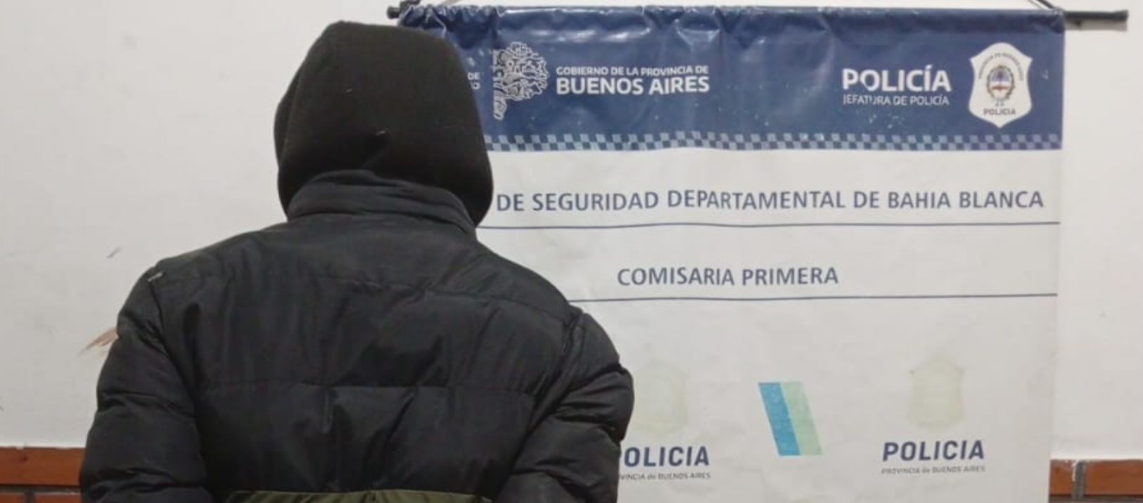 Imagen de la noticia: Detuvieron a un hombre acusado de agredir a su expareja en la vía pública
