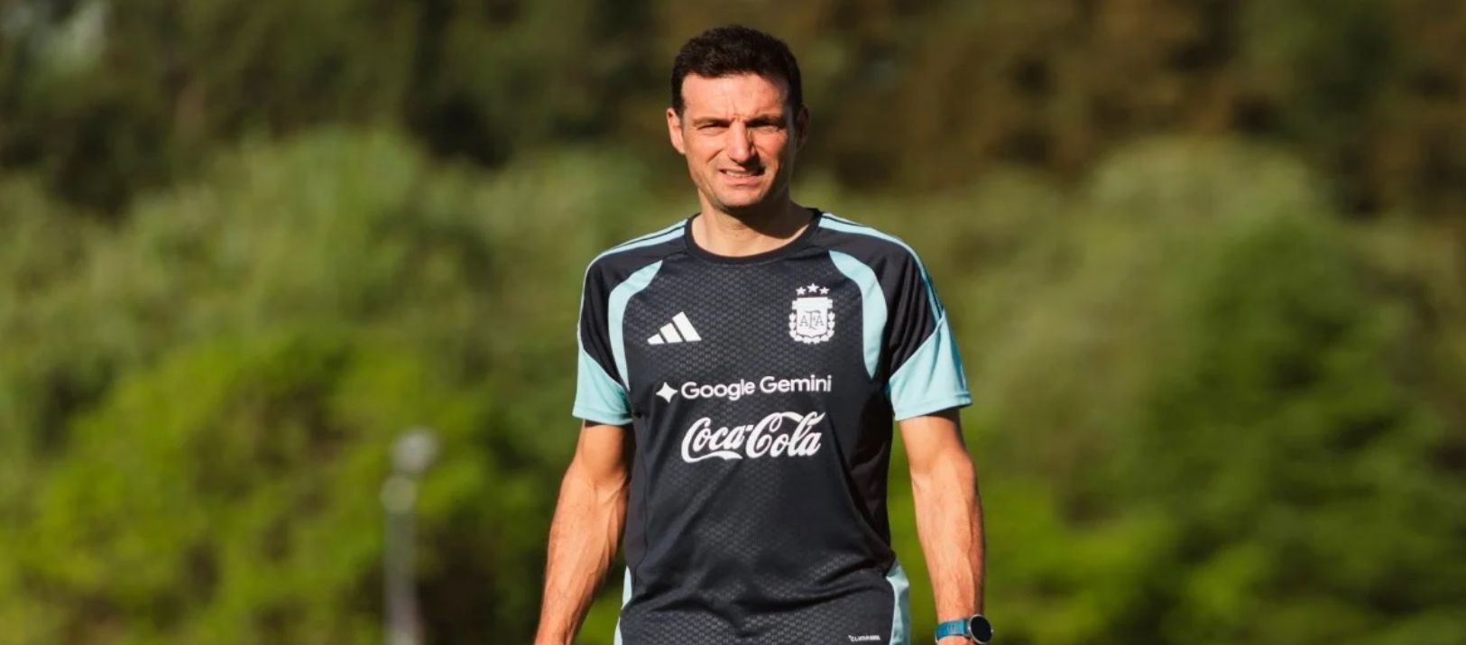 Imagen de la noticia: Cómo formaría la Selección Argentina en su primer partido sin Messi en el equipo