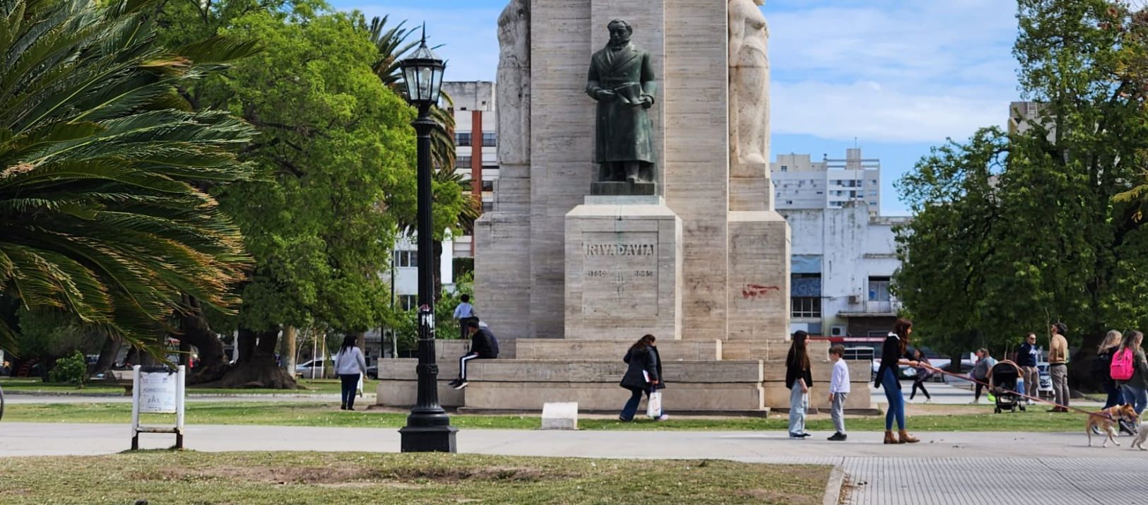 Imagen de la noticia: El pronóstico para este viernes indica que la máxima alcanzará los 27 grados