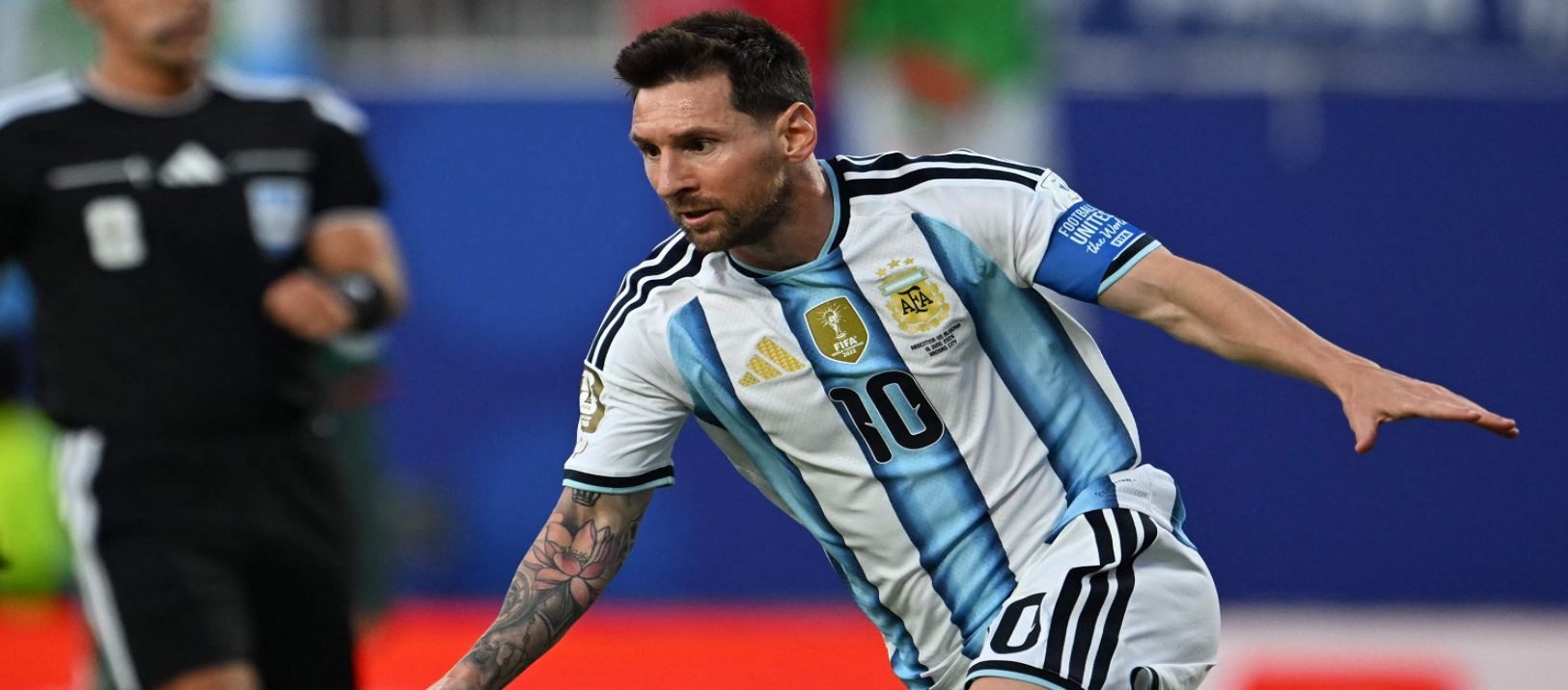 Imagen de la noticia: Gran comienzo: en una noche inspirada de Messi, Argentina goleó 3-0 a Argelia