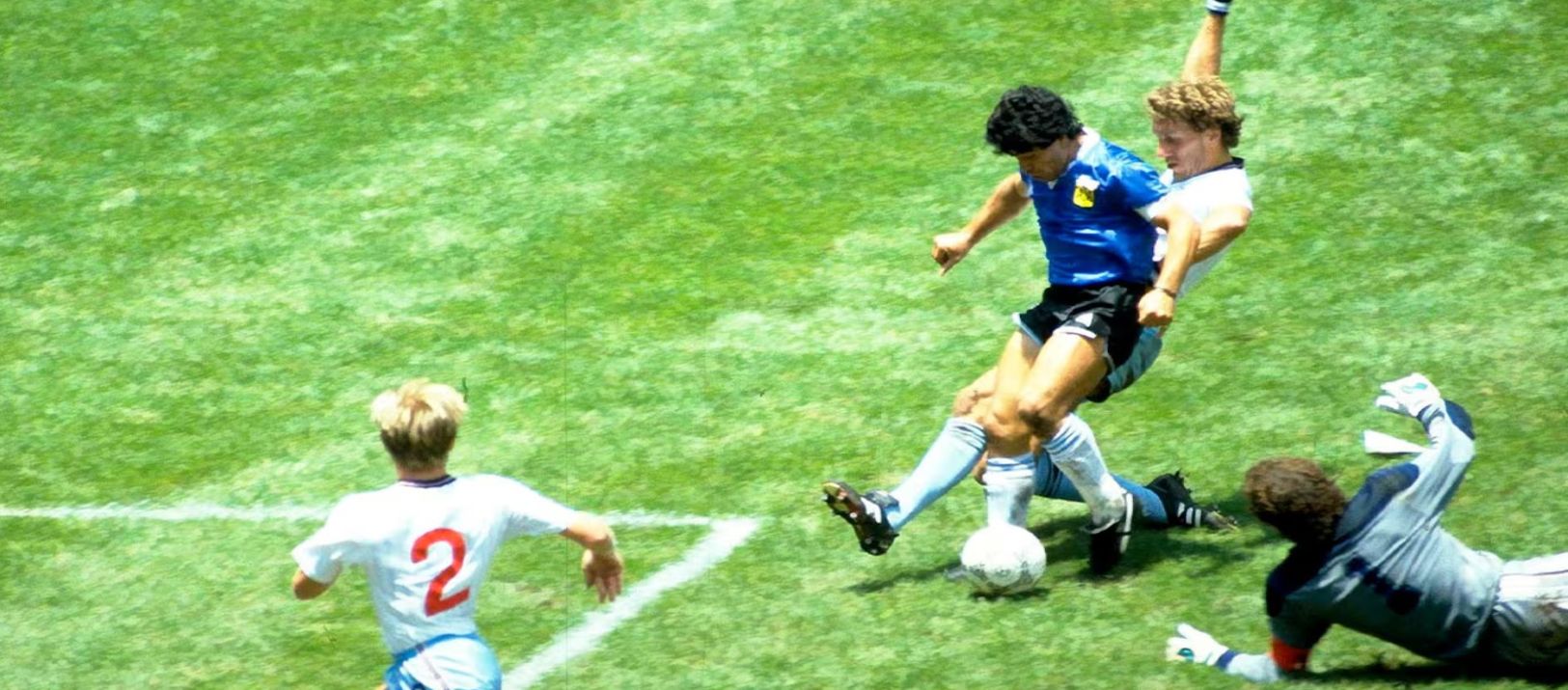 Imagen de la noticia: La Selección publicó un emotivo video por los 66 años del nacimiento de Maradona