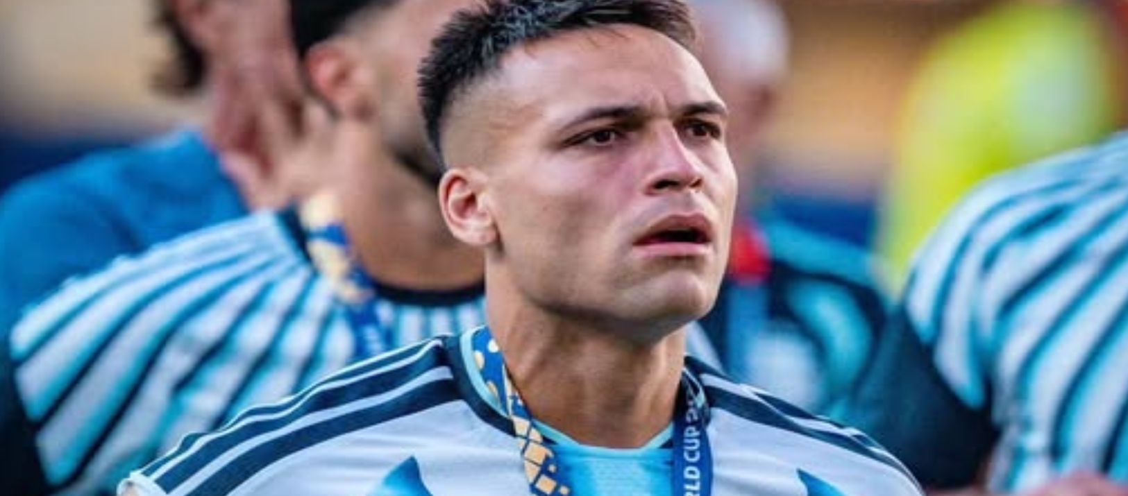 Imagen de la noticia: Lautaro Martínez: "Me hubiese gustado intentar ayudar adentro de la cancha"