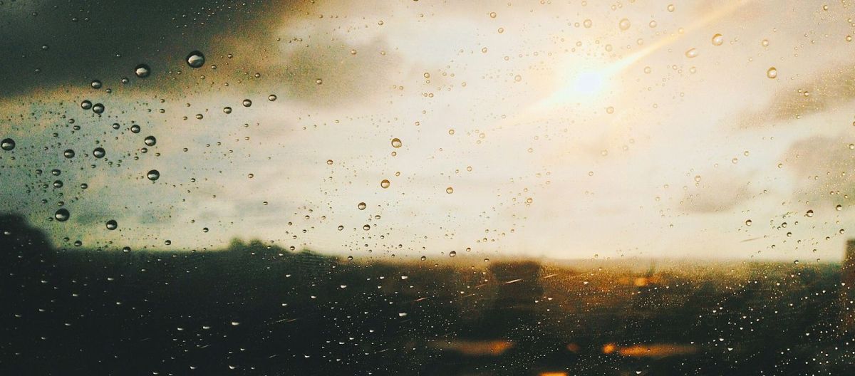 Imagen de la noticia: En cinco minutos llovió, granizó y salió el sol: hasta cuándo ocurrirá