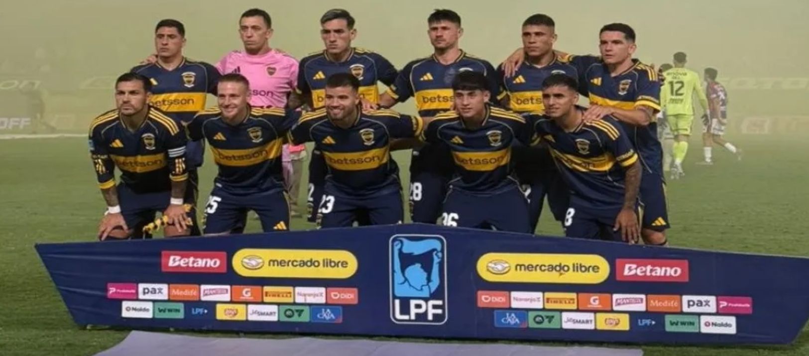 Imagen de la noticia: Quién es el máximo candidato en Boca a llevar la camiseta "10" que dejó Cavani