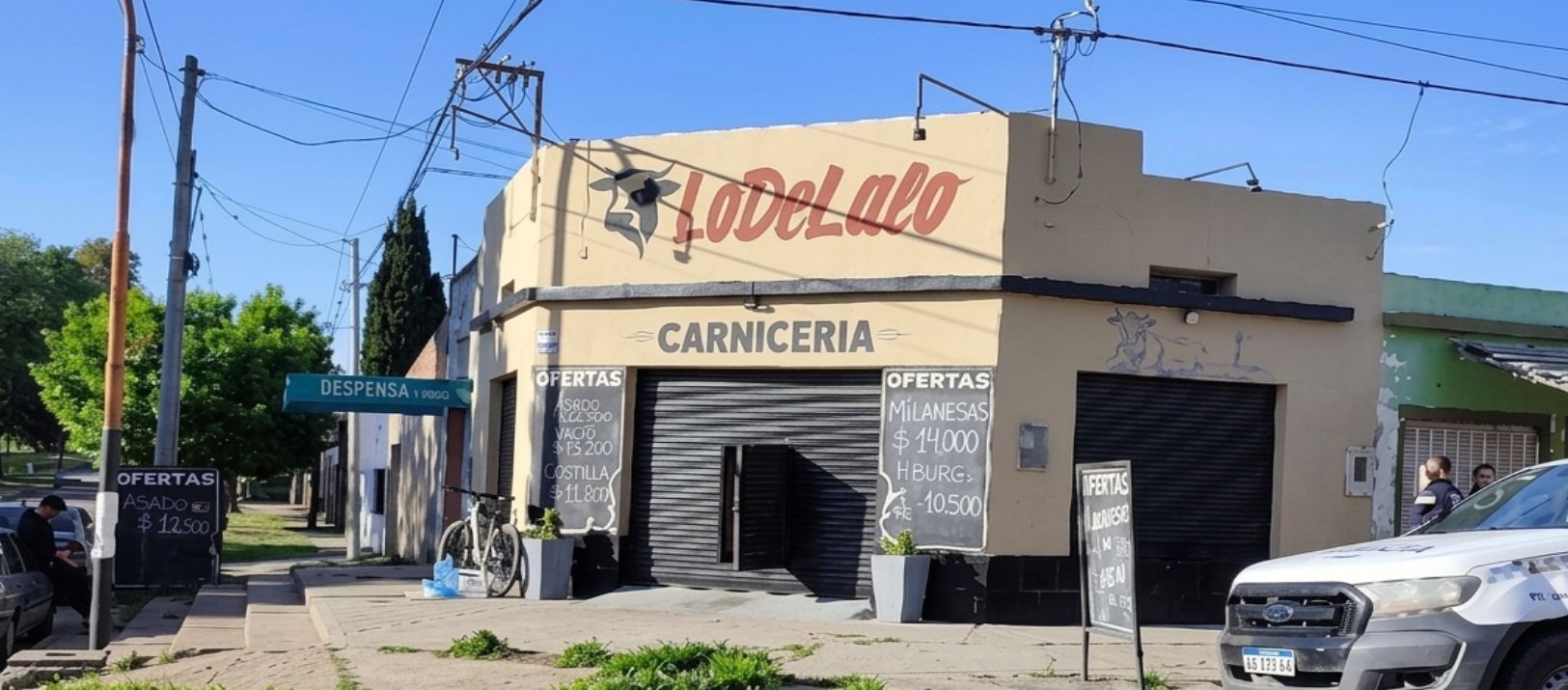 Imagen de la noticia: Detienen a joven por robar una carnicería y ofrecer la carne en otros comercios