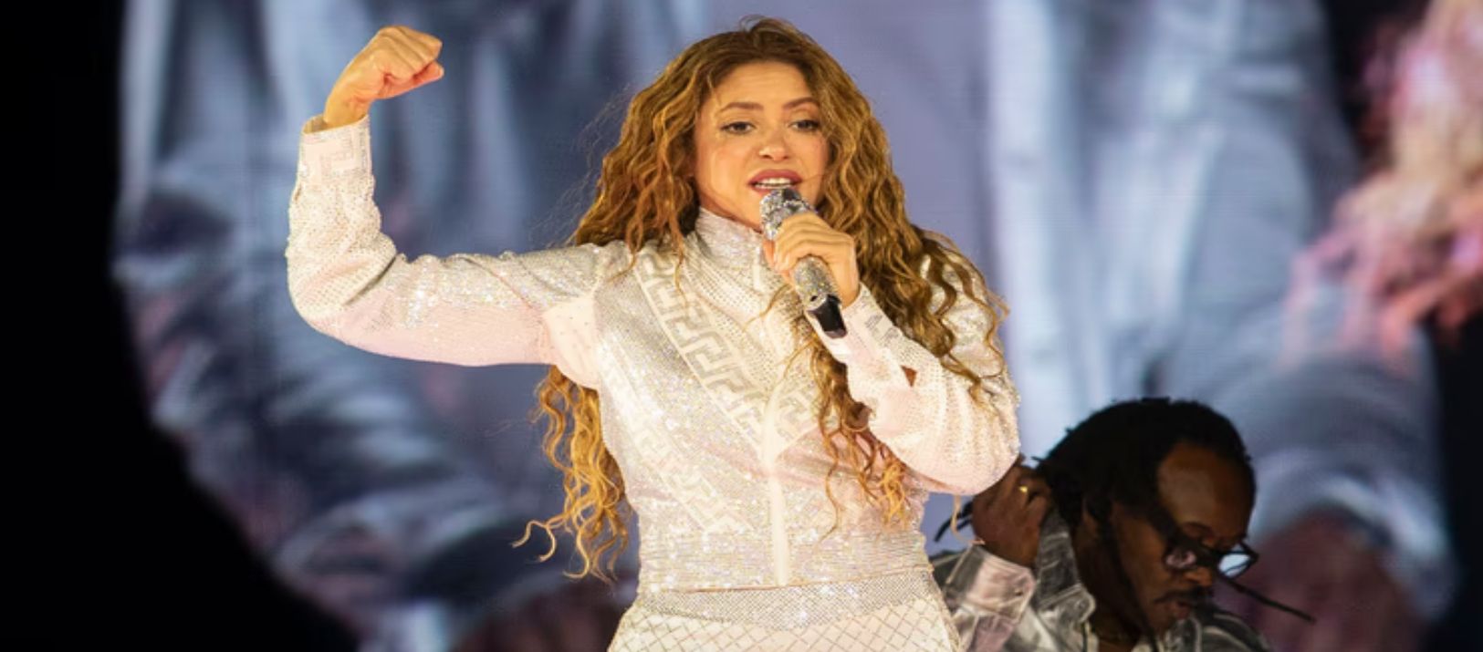 Imagen de la noticia: Shakira donó millones de dólares para la construcción de un colegio en Colombia
