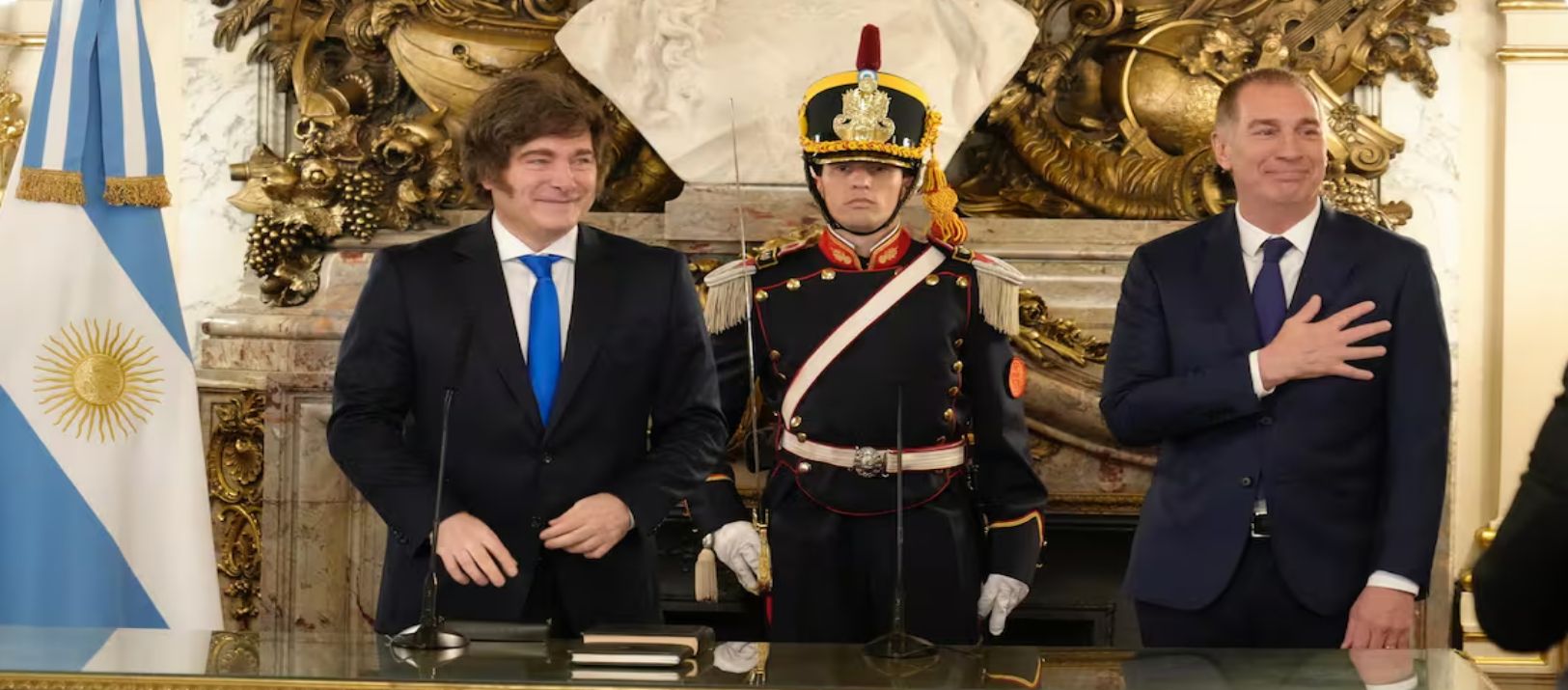 Imagen de la noticia: Santilli fue oficializado como jefe de Gabinete