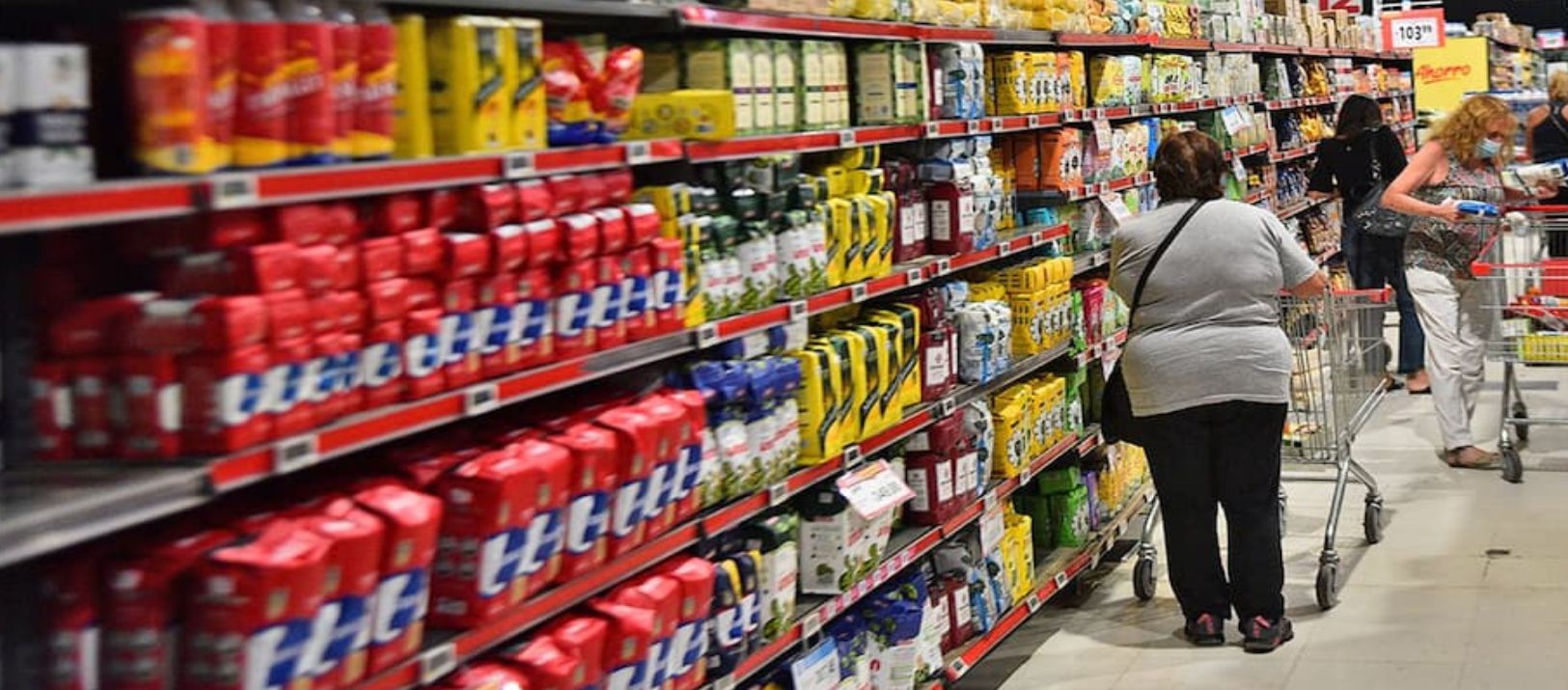 Imagen de la noticia: Cayeron las ventas de alimentos y bebidas en julio