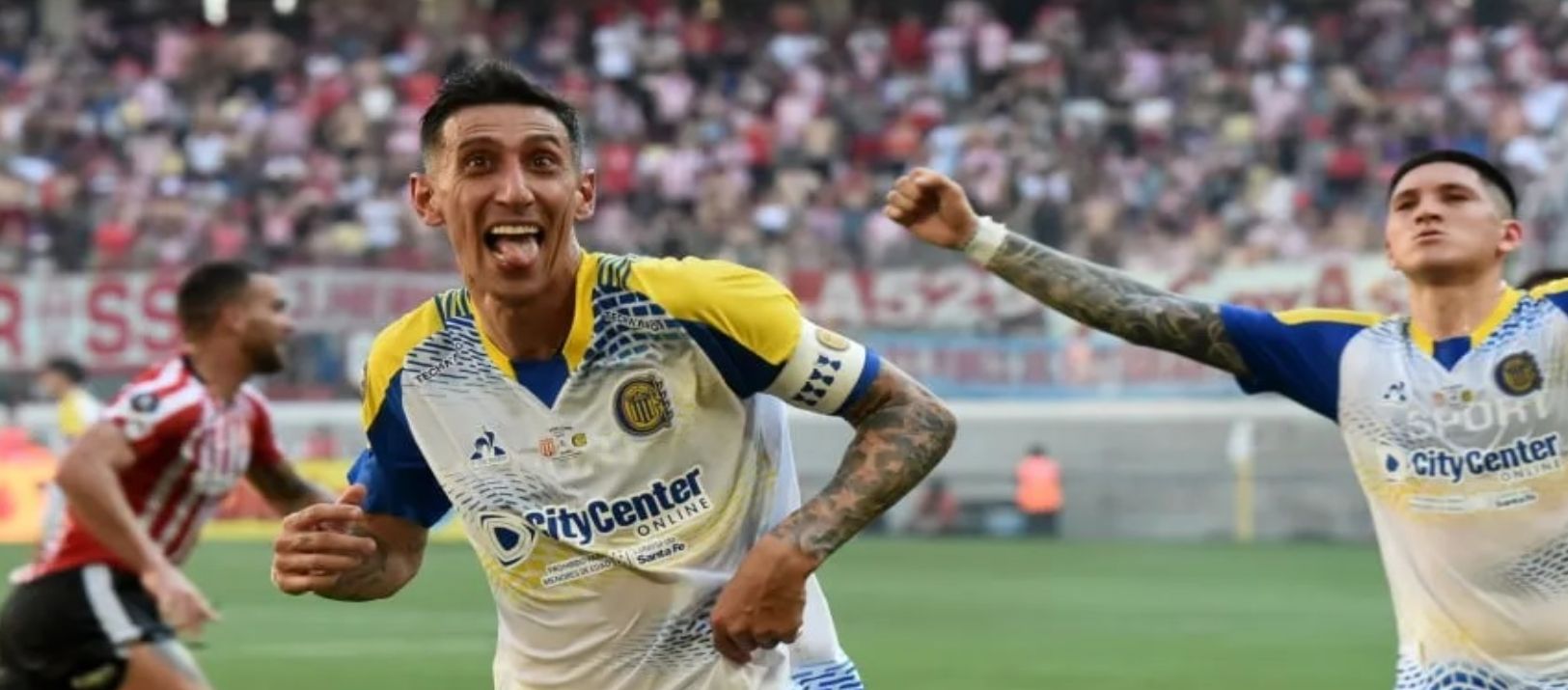 Imagen de la noticia: Con Di María figura y también polémica, Central alzó la Supercopa Internacional