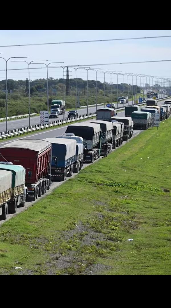 Imagen de la noticia: Según la UIBB, el Índice de Transporte y Logística subió 4,3% el último bimestre