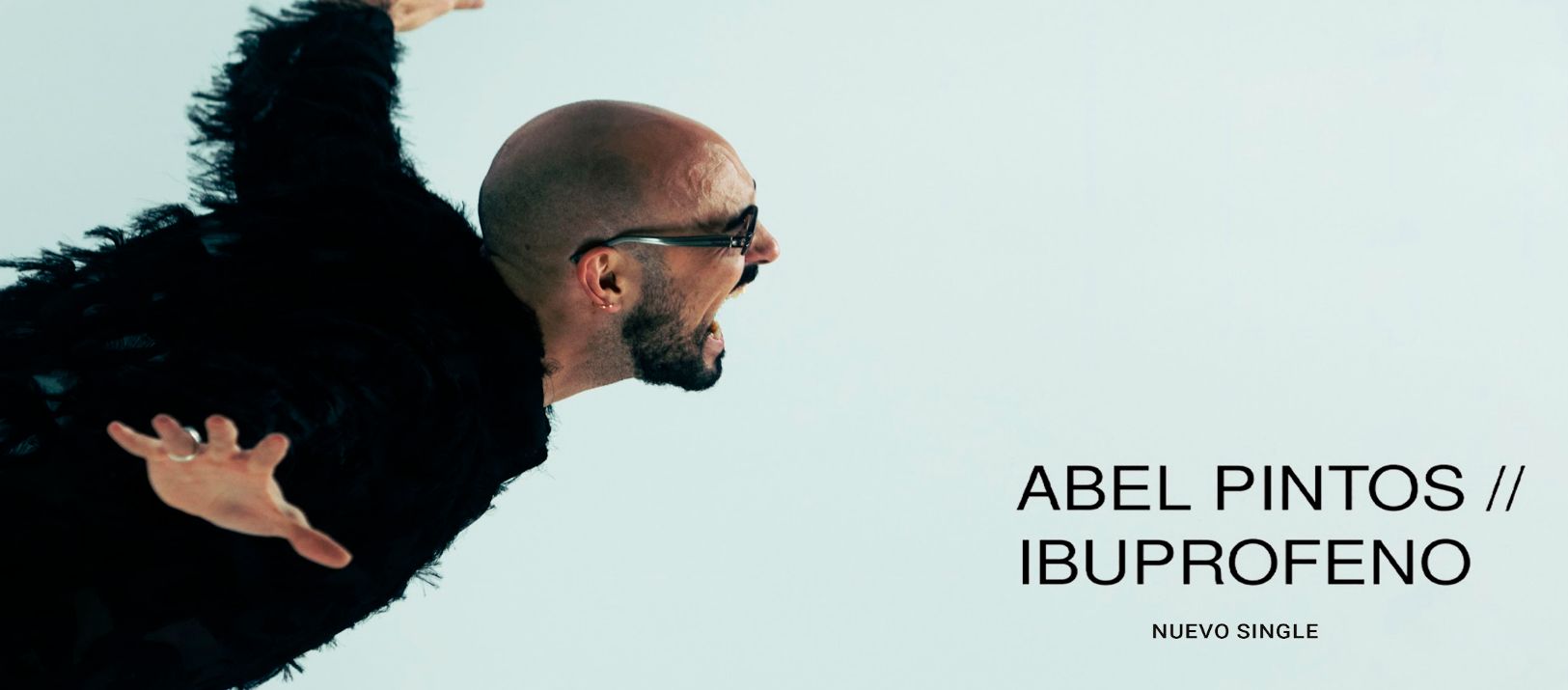 Imagen de la noticia: El bahiense Abel Pintos lanzó su nueva canción : "Ibuprofeno"
