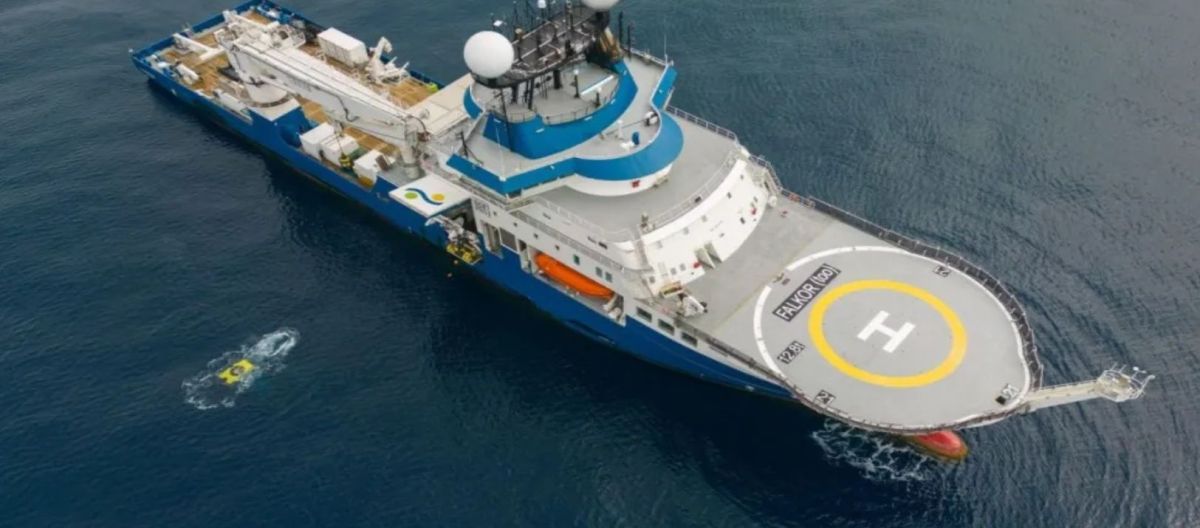 Imagen de la noticia: Zarpó el barco que streameará el fondo marino bahiense