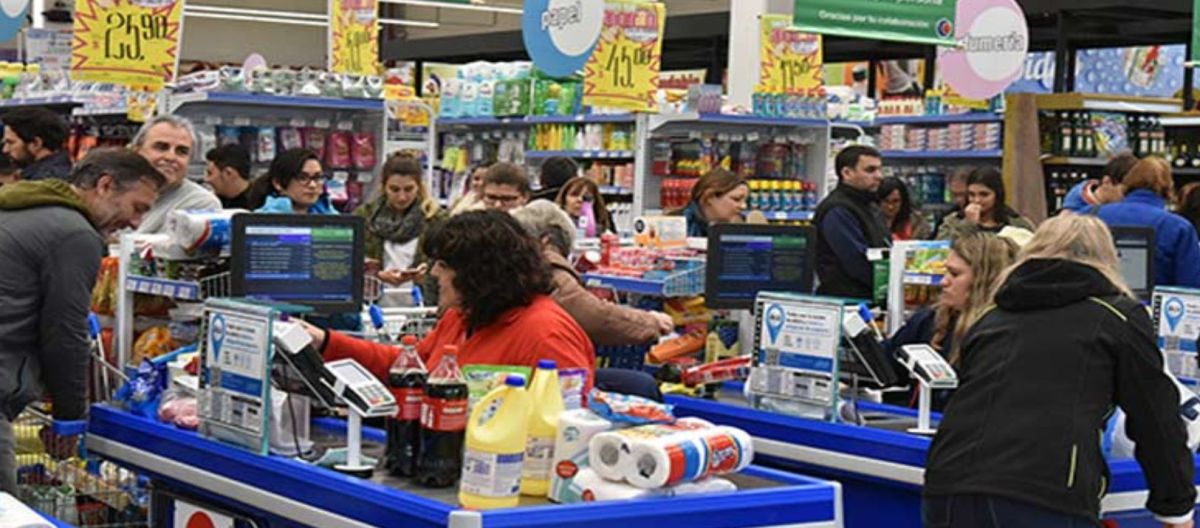 Imagen de la noticia: Paritarias: Comercio cerró un nuevo acuerdo del 8% para septiembre y octubre