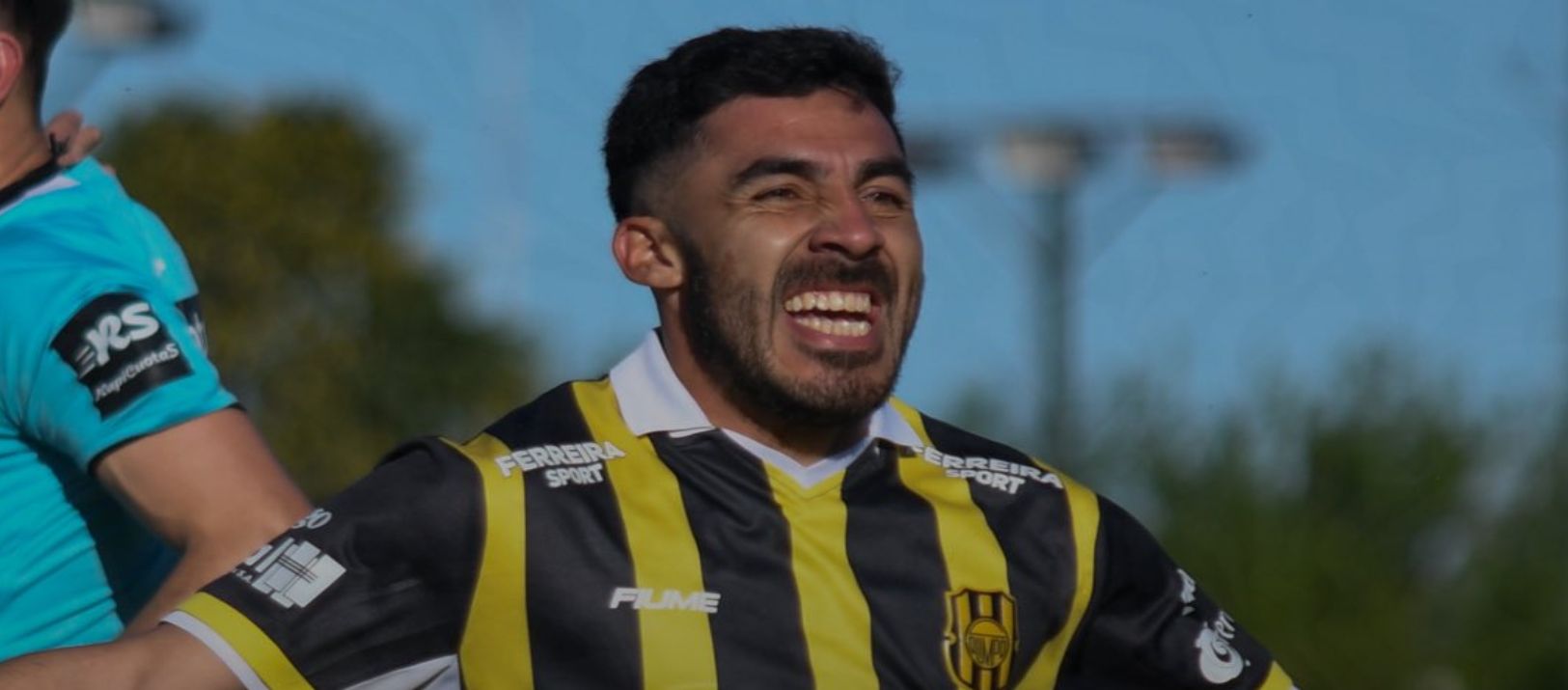 Imagen de la noticia: Olimpo se hizo fuerte en Chivilcoy, ganó 2-1 y se metió en las semis del Federal