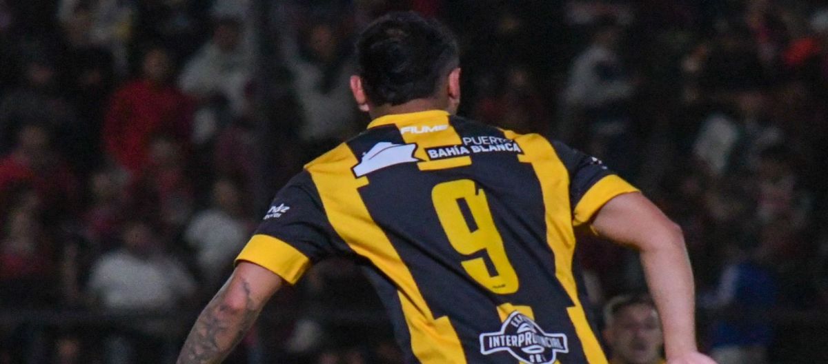 Imagen de la noticia: Olimpo fue goleado 5-0 en Pergamino y está prácticamente eliminado del Federal