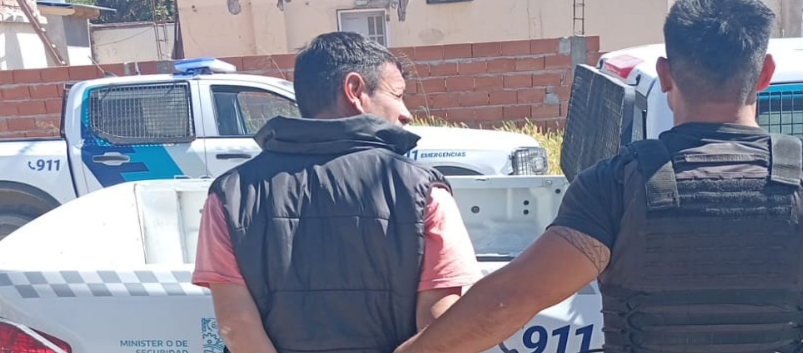 Imagen de la noticia: Cayó en un control policial un hombre que era buscado por robo