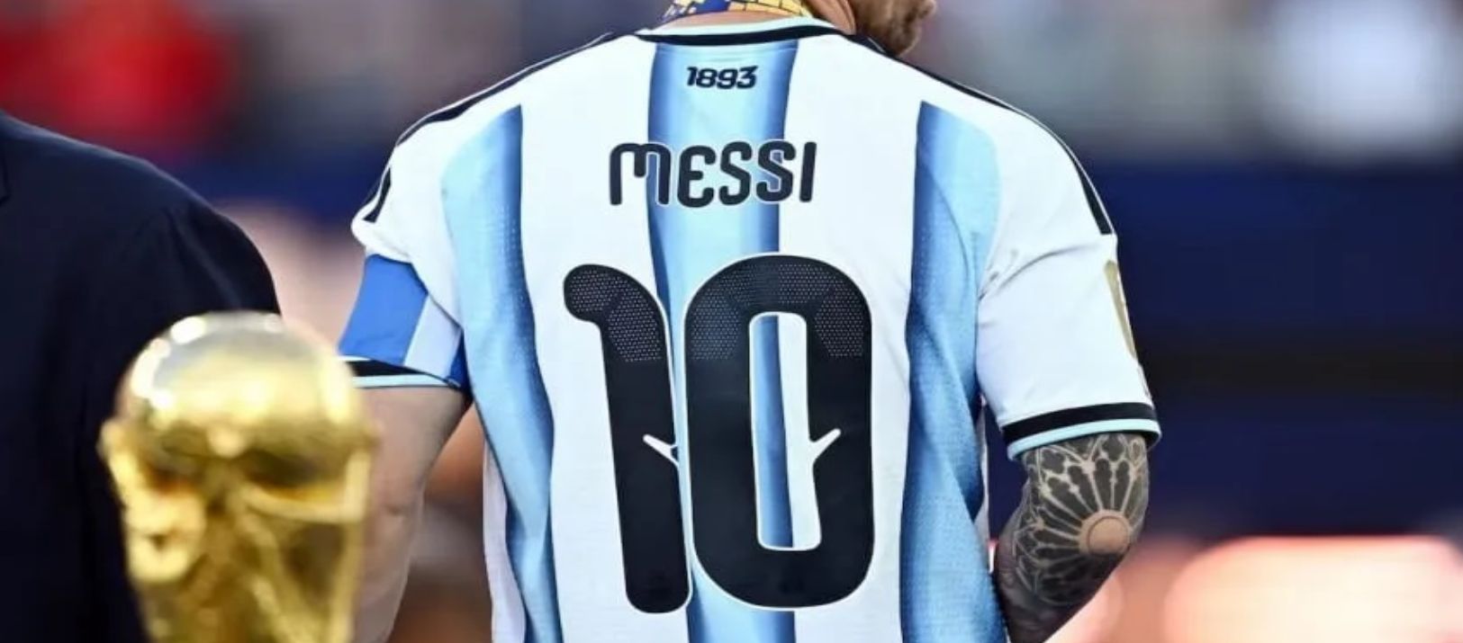 Imagen de la noticia: Scaloni confirmó qué va a pasar con la camiseta "10" de la Selección Argentina