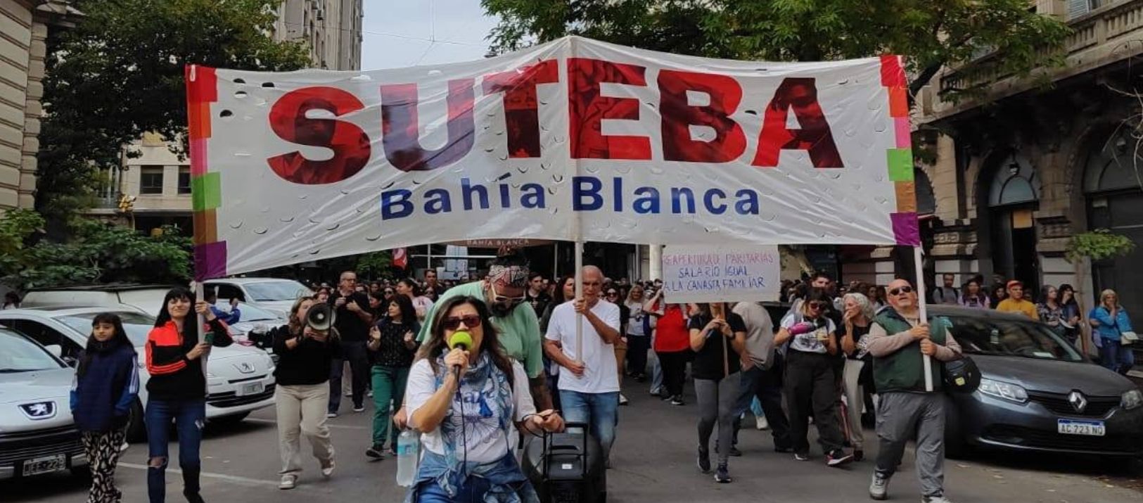 Imagen de la noticia: "Miserable": el SUTEBA Bahía Blanca cuestionó la oferta salarial de Kicillof