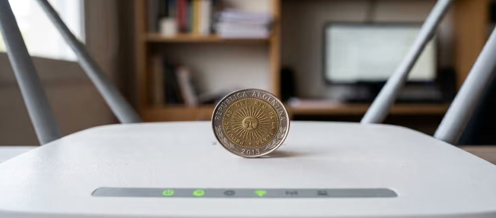 Imagen de la noticia: El truco de la moneda en el router no mejora la señal de Wi-Fi
