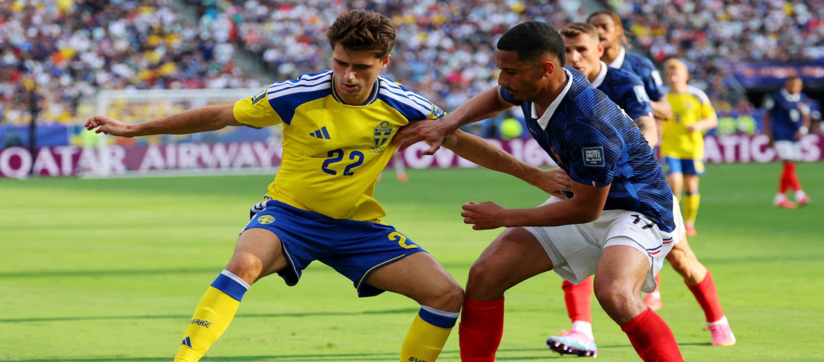 Imagen de la noticia: Con dos goles de Mbappé Francia goleó a Suecia por 3 a 0 y avanzó a octavos