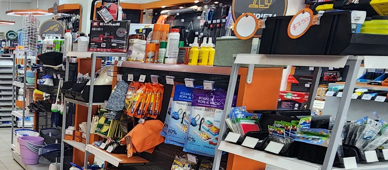 Imagen de la noticia: Ferreterías y materiales eléctricos registraron una suba de ventas en julio
