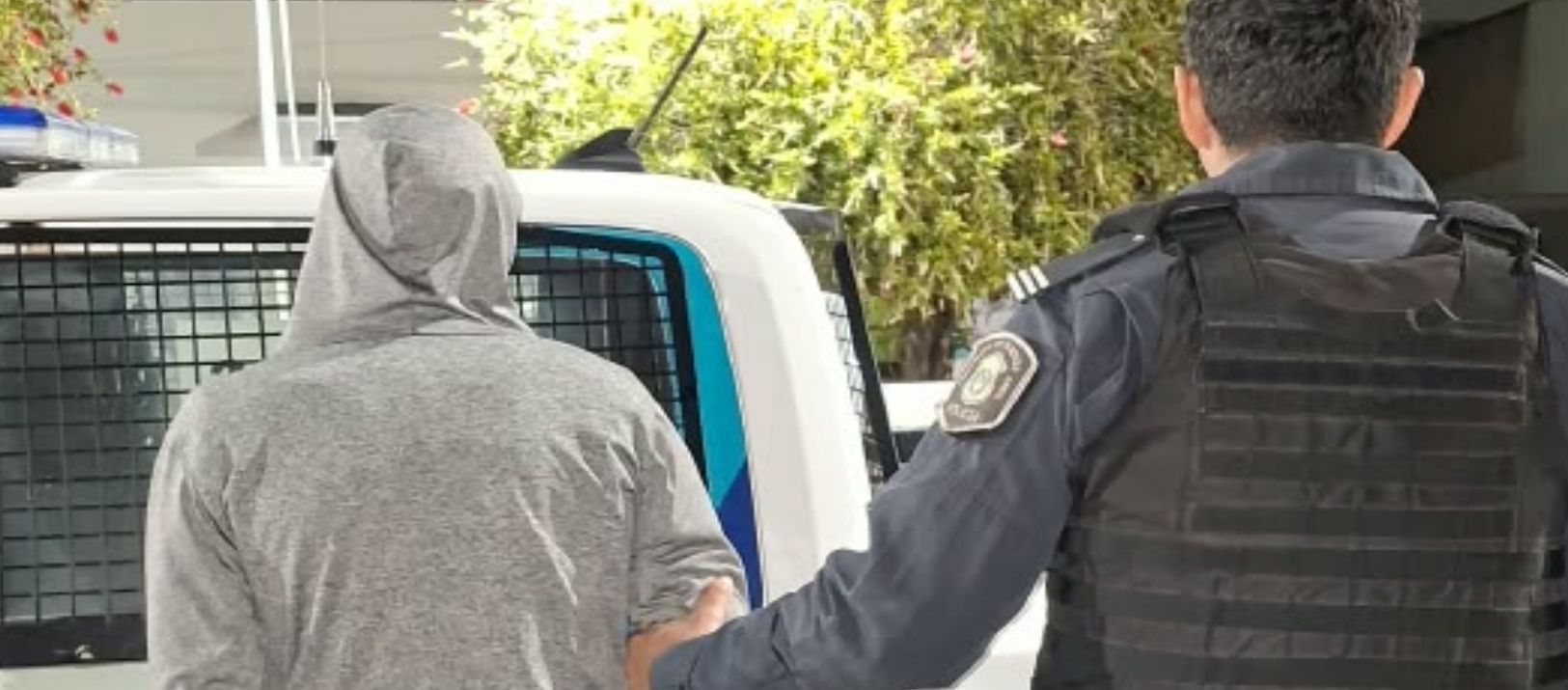 Imagen de la noticia: Arrestado por agredir a su pareja e incumplir una restricción de acercamiento