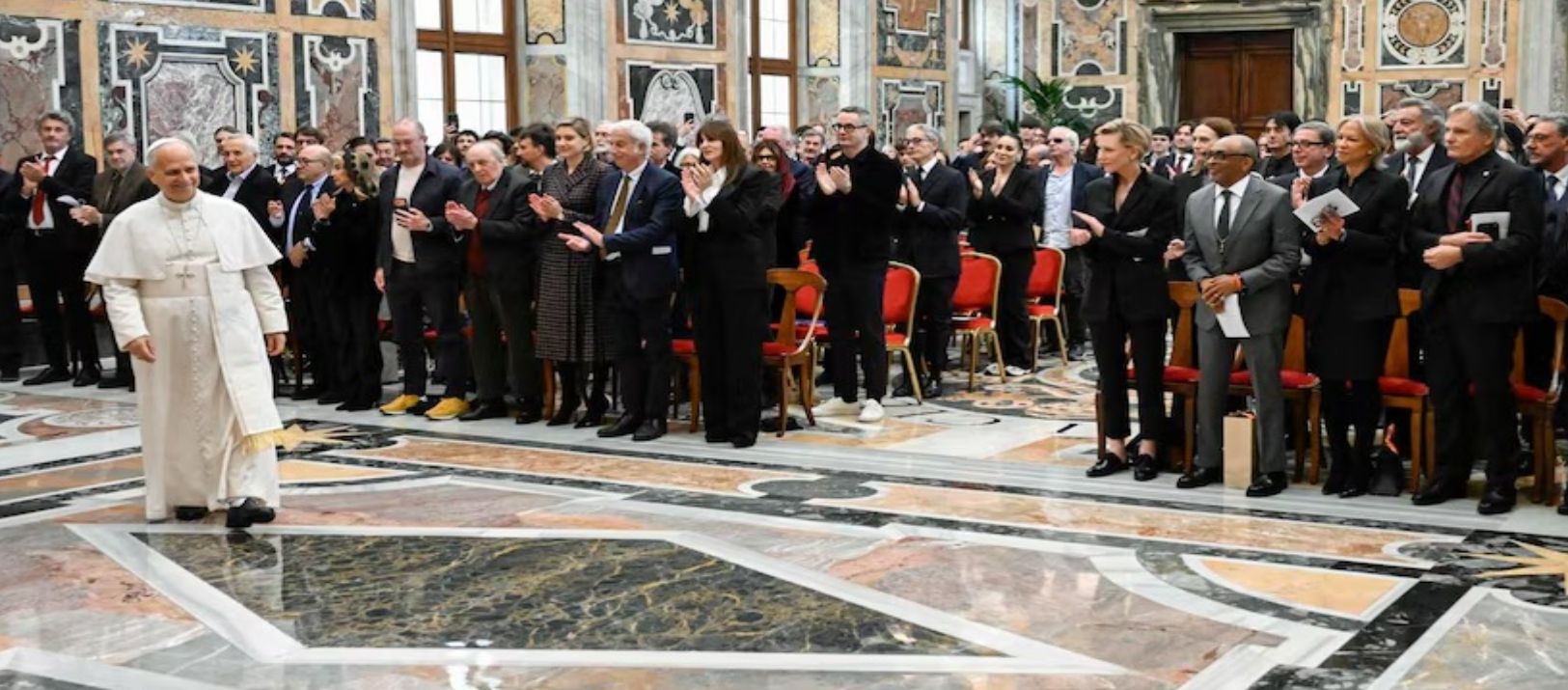 Imagen de la noticia: El papa León XIV dijo que planea visitar Argentina en 2026