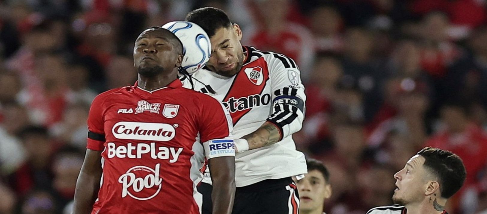 Imagen de la noticia: River empató sin goles en Bogotá y definirá la semana que viene en Núñez