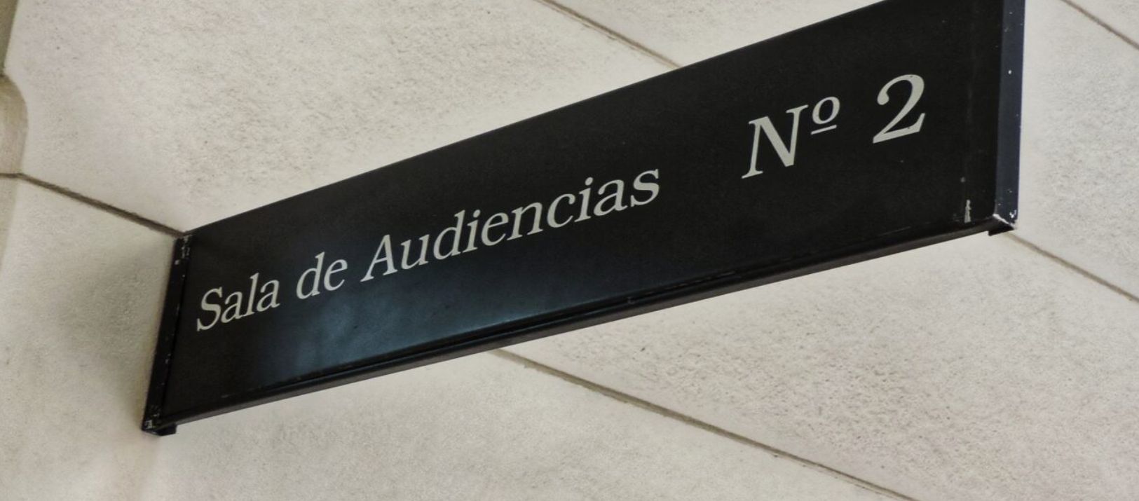 Imagen de la noticia: Condenaron a 11 años de prisión a un hombre por abusar de sus hijos