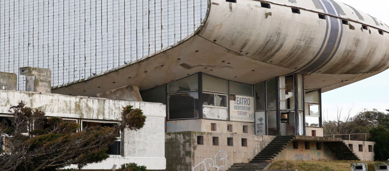 Imagen de la noticia: Vendieron el histórico Casino de Necochea
