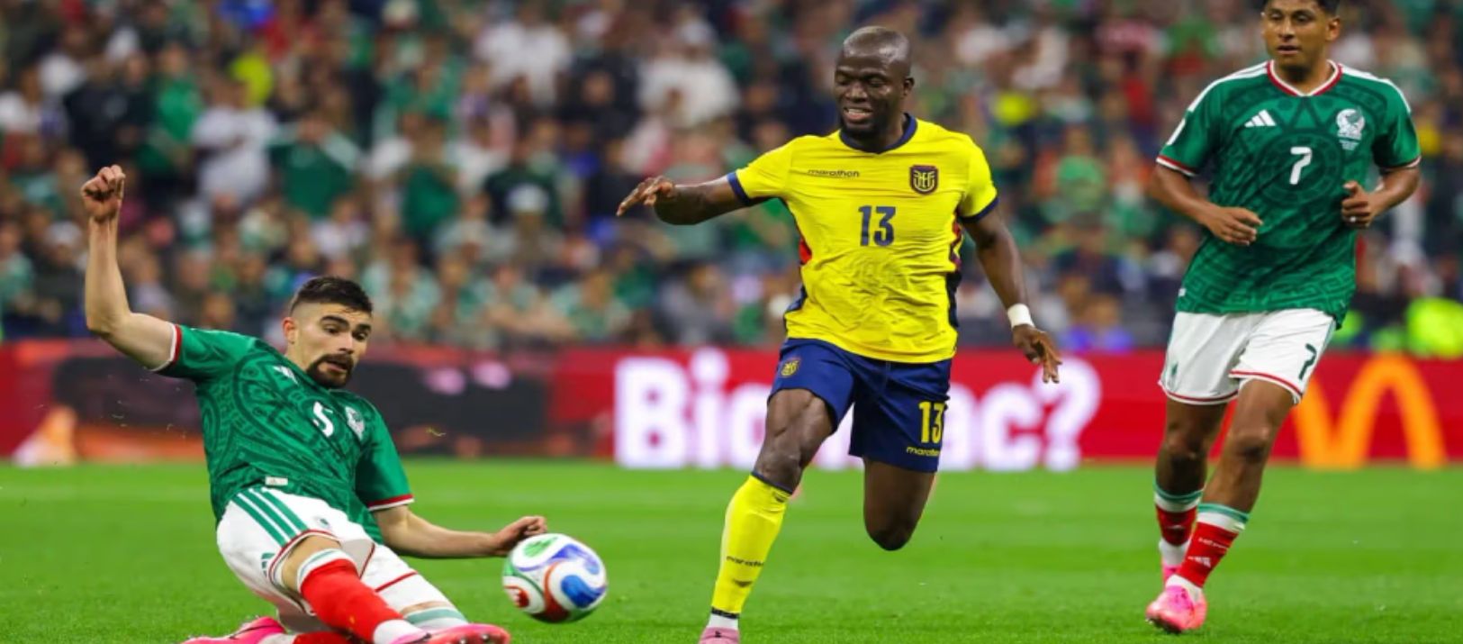 Imagen de la noticia: Boca busca reforzar el ataque con Chimy Ávila y Enner Valencia