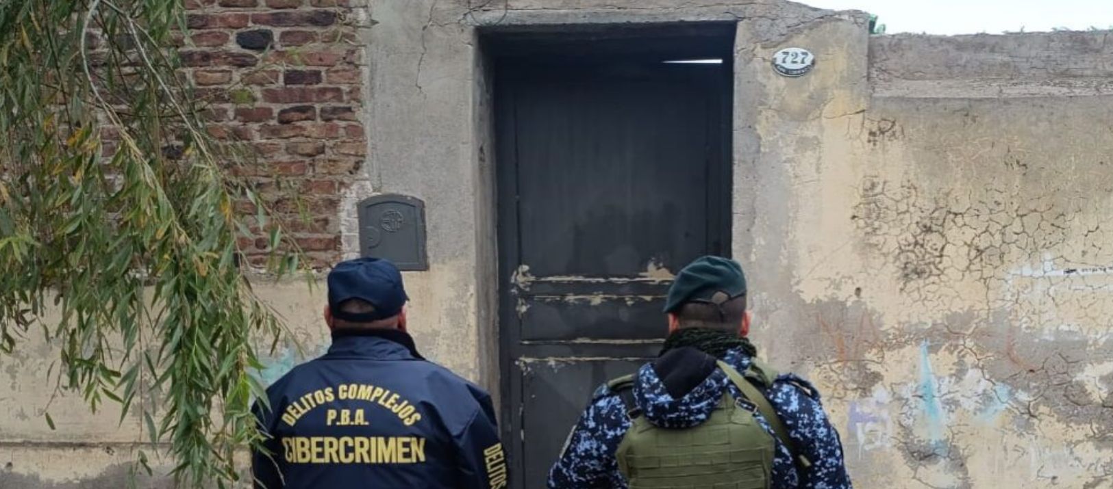 Imagen de la noticia: Allanamiento en Bahía Blanca por extorsiones desde la cárcel de Saavedra