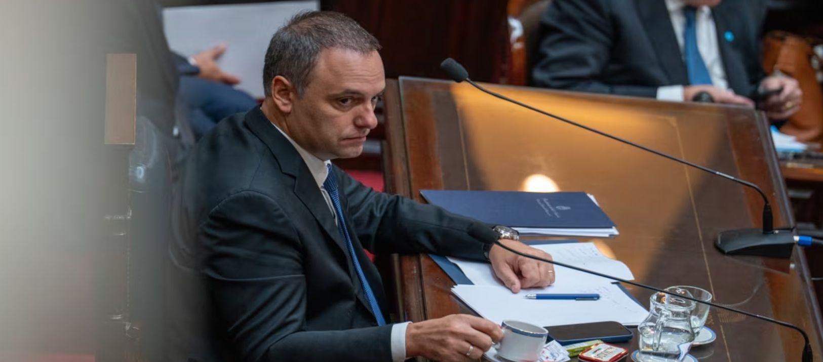 Imagen de la noticia: Manuel Adorni presentó ante la Justicia la justificación sobre su patrimonio